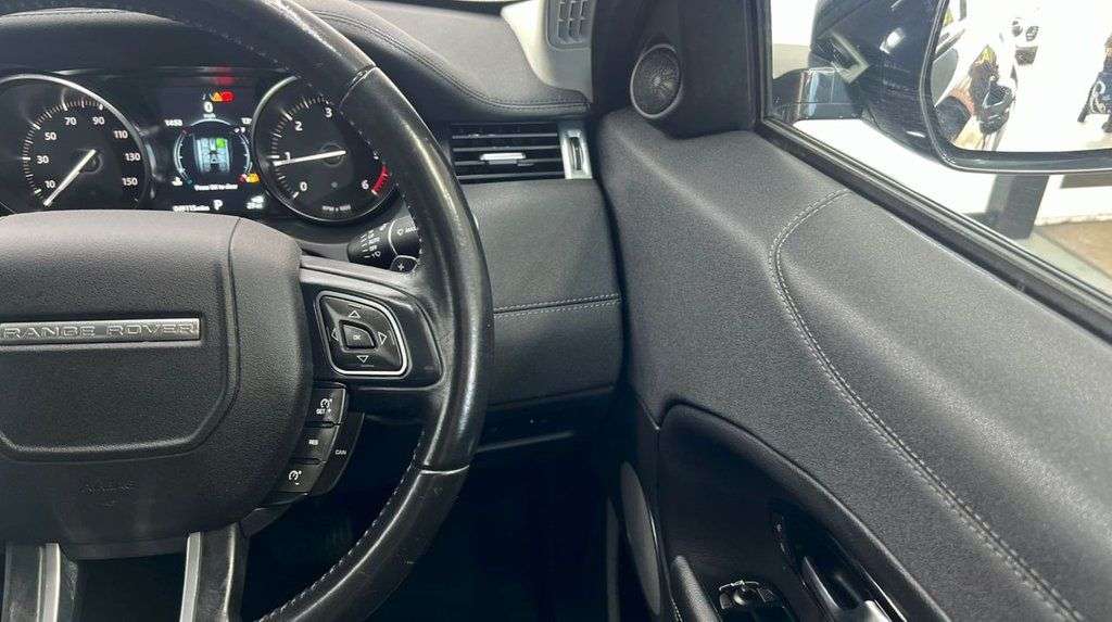 2019 LAND ROVER RANGE ROVER EVOQUE 2019 LAND ROVER RANGE ROVER EVOQUE