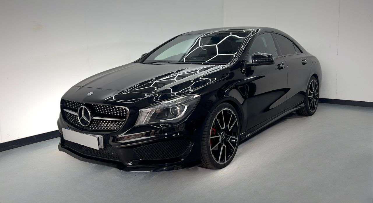 A 2014 MERCEDES-BENZ CLA 2.1 CLA220 CDI AMG SPORT 4d 170 BHP A 2014 MERCEDES-BENZ CLA 2.1 CLA220 CDI AMG SPORT 4d 170 BHP
