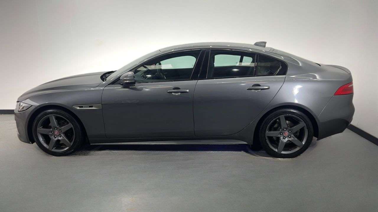 2017 JAGUAR XE 2017 JAGUAR XE
