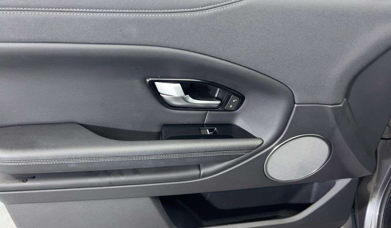 2019 LAND ROVER RANGE ROVER EVOQUE 2019 LAND ROVER RANGE ROVER EVOQUE