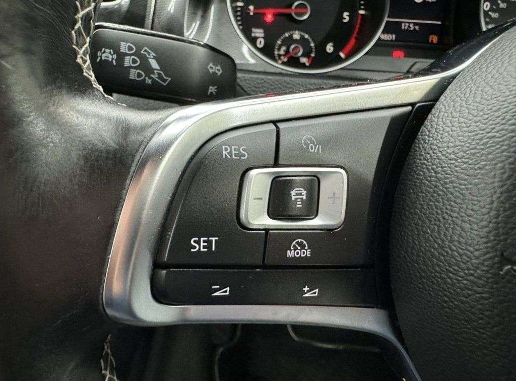 2013 VOLKSWAGEN GOLF 2013 VOLKSWAGEN GOLF