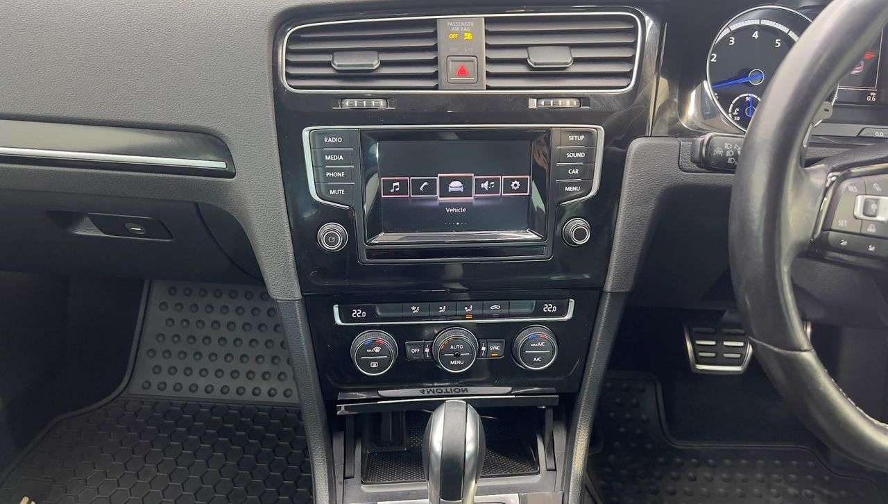 2015 VOLKSWAGEN GOLF 2015 VOLKSWAGEN GOLF