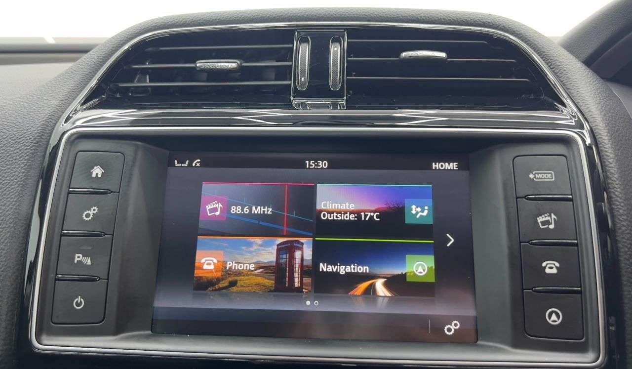 2017 JAGUAR XE 2017 JAGUAR XE