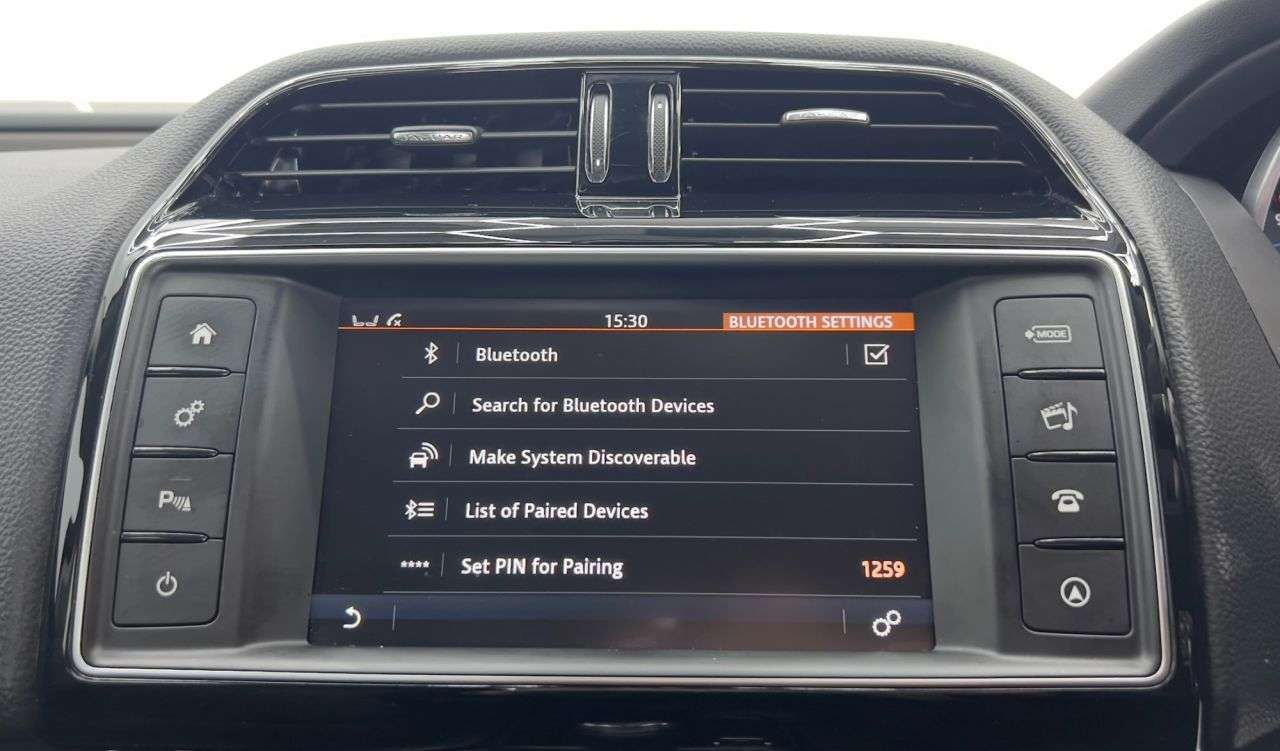 2017 JAGUAR XE 2017 JAGUAR XE