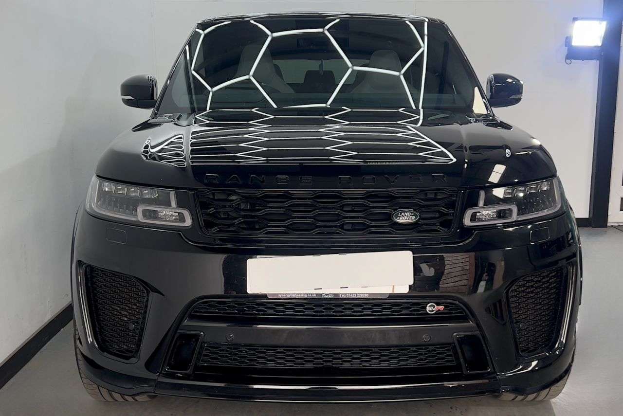 A 2020 LAND ROVER RANGE ROVER SPORT 5.0 SVR 5d 567 BHP A 2020 LAND ROVER RANGE ROVER SPORT 5.0 SVR 5d 567 BHP