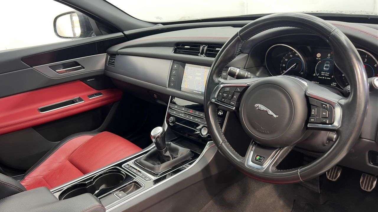 2016 JAGUAR XF 2016 JAGUAR XF