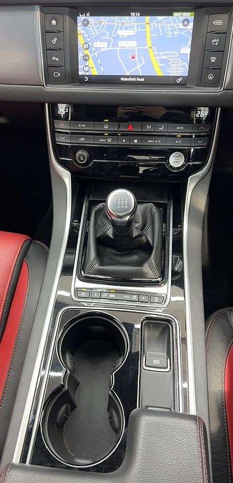 2016 JAGUAR XF 2016 JAGUAR XF