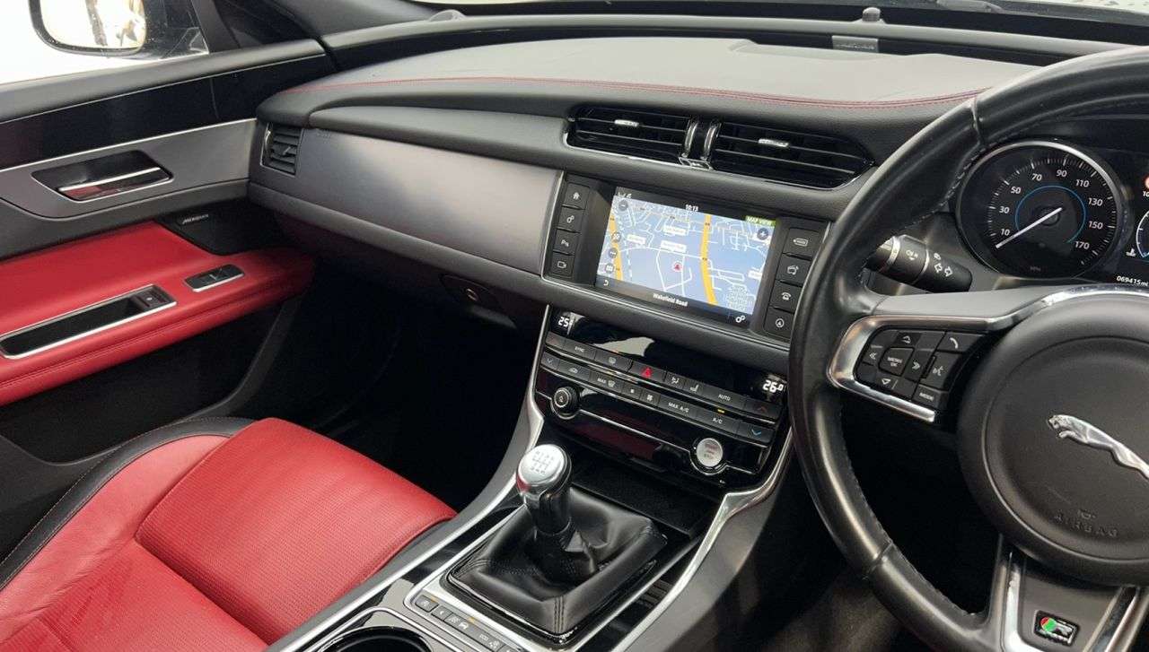 2016 JAGUAR XF 2016 JAGUAR XF