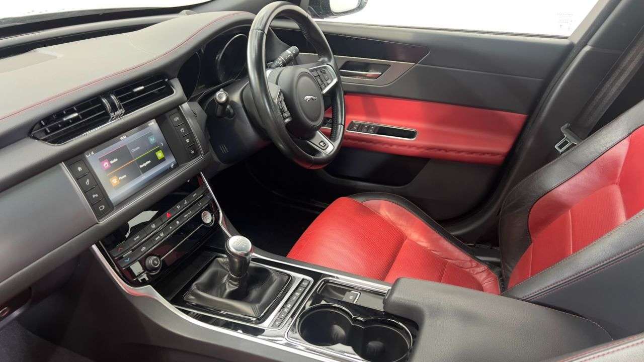 2016 JAGUAR XF 2016 JAGUAR XF