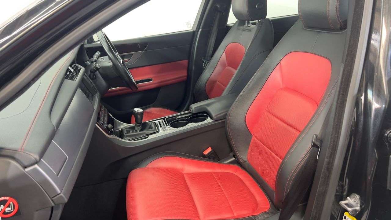 2016 JAGUAR XF 2016 JAGUAR XF