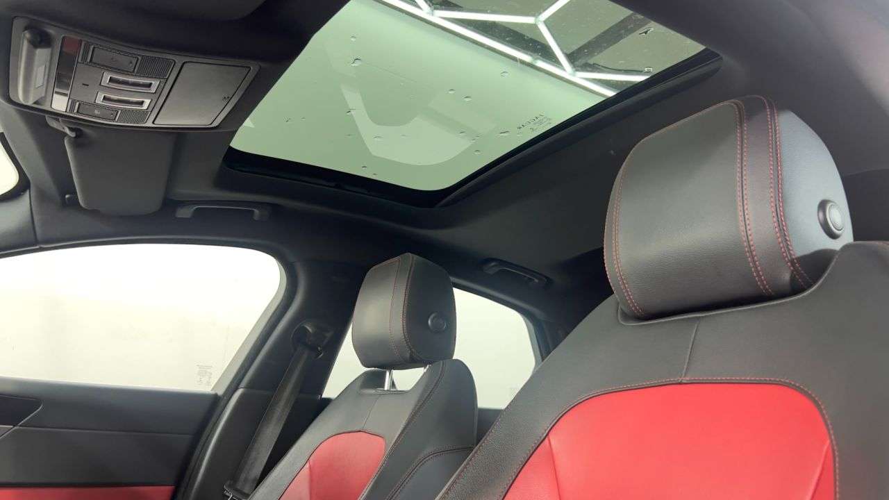 2016 JAGUAR XF 2016 JAGUAR XF