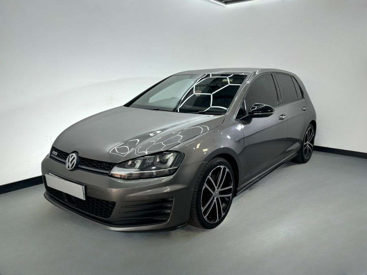 A 2014 VOLKSWAGEN GOLF 2.0 GTD DSG 5d 182 BHP A 2014 VOLKSWAGEN GOLF 2.0 GTD DSG 5d 182 BHP