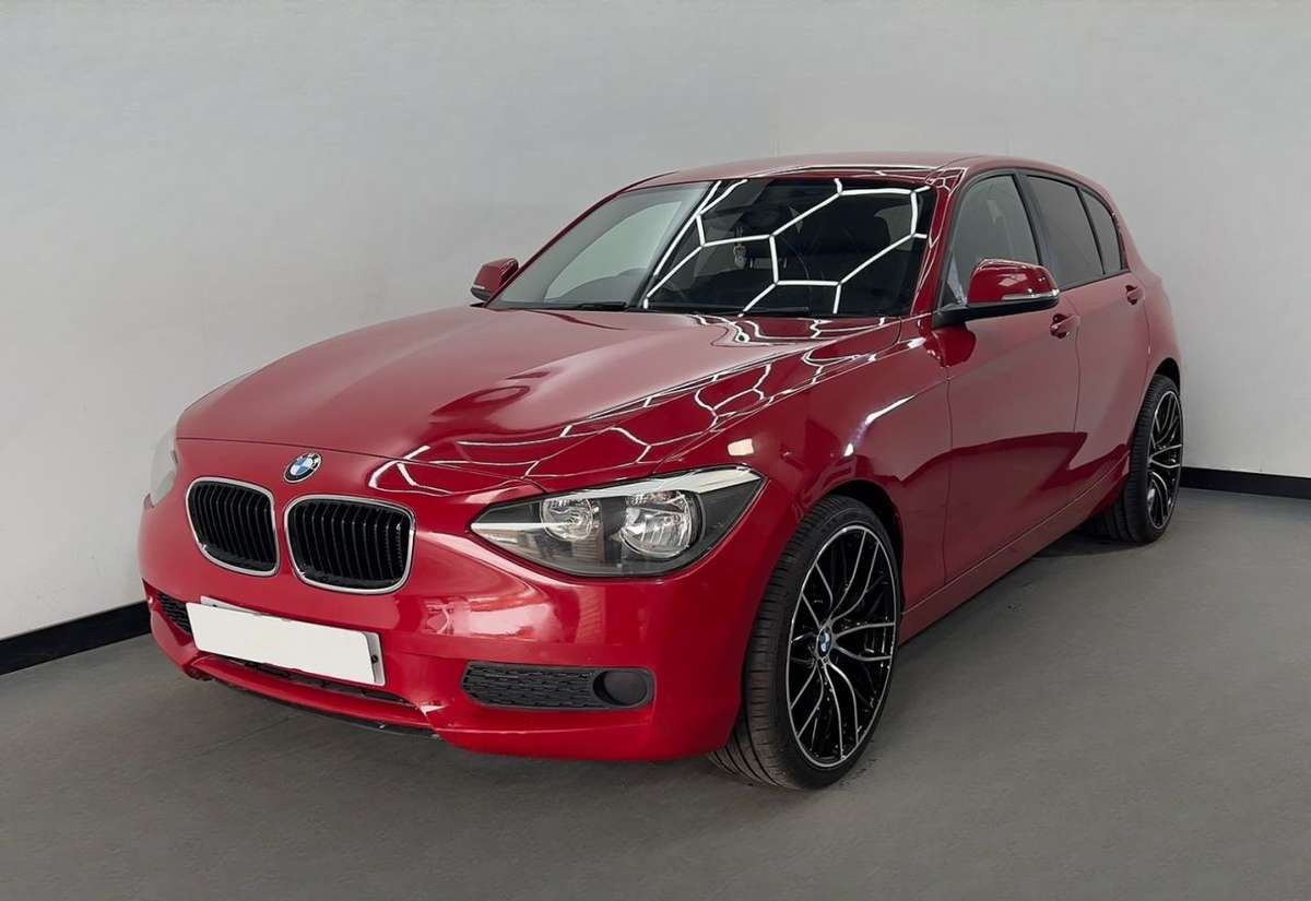 Check out this BMW 1 Series 2013 Diesel Manual