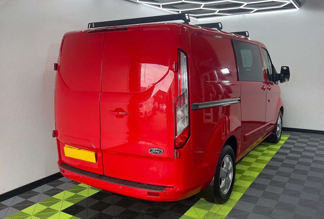 A 2015 FORD TRANSIT CUSTOM 2.2 290 LIMITED LR DCB 153 BHP A 2015 FORD TRANSIT CUSTOM 2.2 290 LIMITED LR DCB 153 BHP