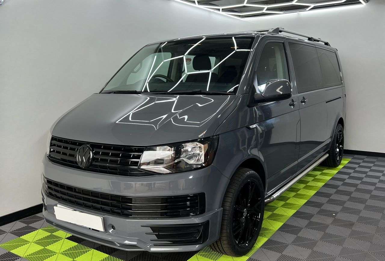 A 2016 VOLKSWAGEN TRANSPORTER SHUTTLE 2.0 T30 TDI SHUTTLE S BMT 5d 101 BHP A 2016 VOLKSWAGEN TRANSPORTER SHUTTLE 2.0 T30 TDI SHUTTLE S BMT 5d 101 BHP