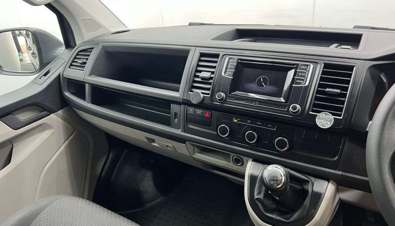 2016 VOLKSWAGEN TRANSPORTER SHUTTLE 2016 VOLKSWAGEN TRANSPORTER SHUTTLE