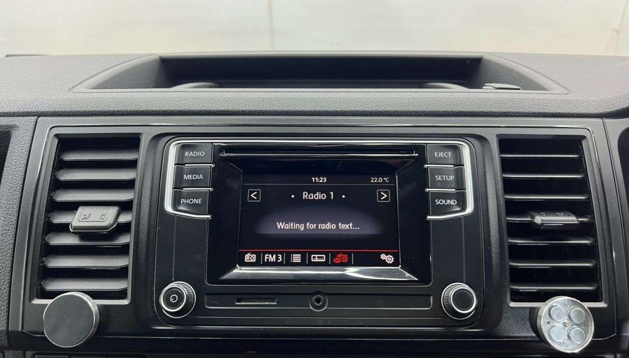 2016 VOLKSWAGEN TRANSPORTER SHUTTLE 2016 VOLKSWAGEN TRANSPORTER SHUTTLE