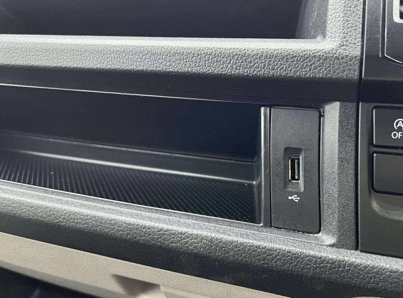 2016 VOLKSWAGEN TRANSPORTER SHUTTLE 2016 VOLKSWAGEN TRANSPORTER SHUTTLE