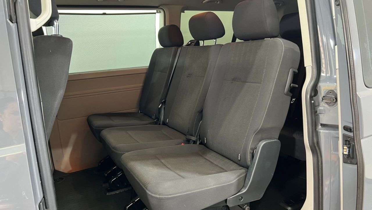 2016 VOLKSWAGEN TRANSPORTER SHUTTLE 2016 VOLKSWAGEN TRANSPORTER SHUTTLE