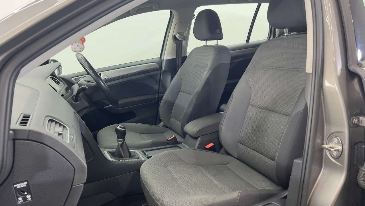 2016 VOLKSWAGEN GOLF 2016 VOLKSWAGEN GOLF