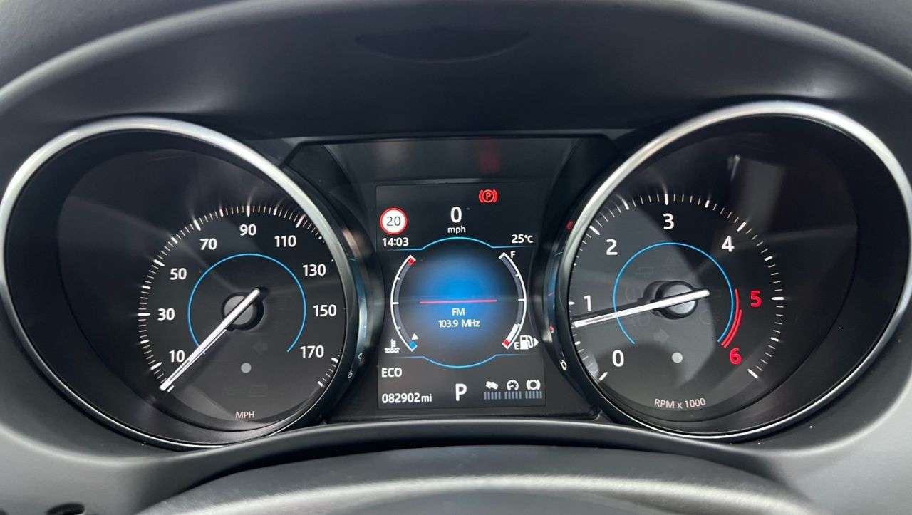 2017 JAGUAR XE 2017 JAGUAR XE