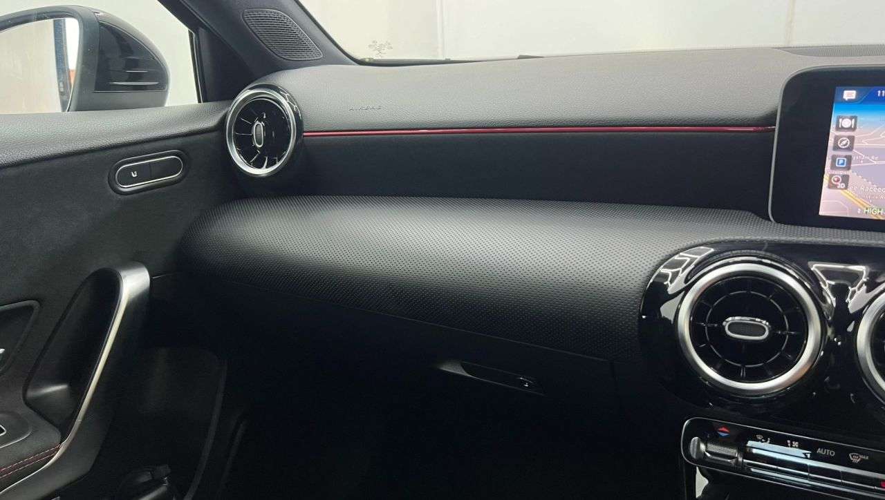 2018 MERCEDES-BENZ A CLASS 2018 MERCEDES-BENZ A CLASS