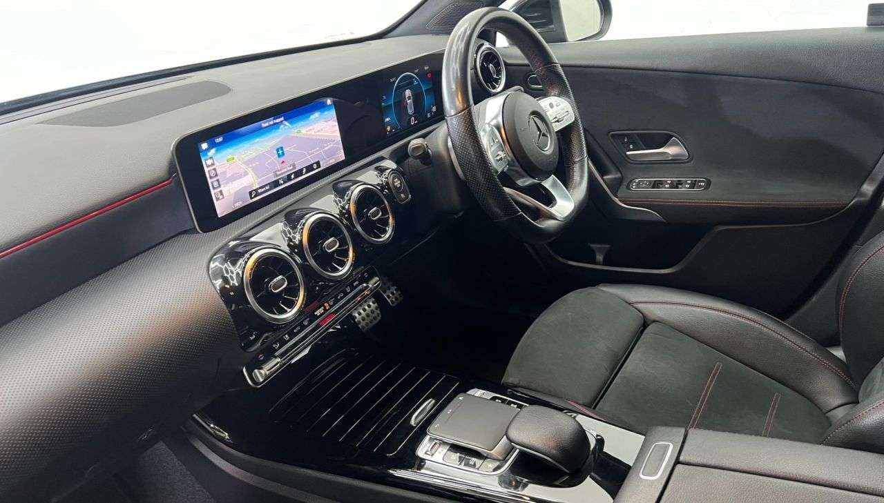 2018 MERCEDES-BENZ A CLASS 2018 MERCEDES-BENZ A CLASS