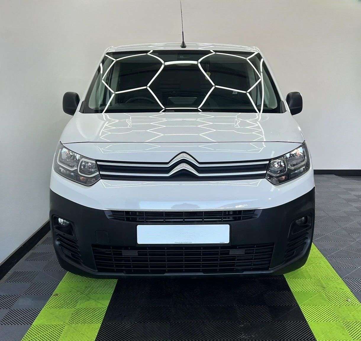 A 2021 CITROEN BERLINGO 1.5 1000 ENTERPRISE M BLUEHDI 101 BHP A 2021 CITROEN BERLINGO 1.5 1000 ENTERPRISE M BLUEHDI 101 BHP