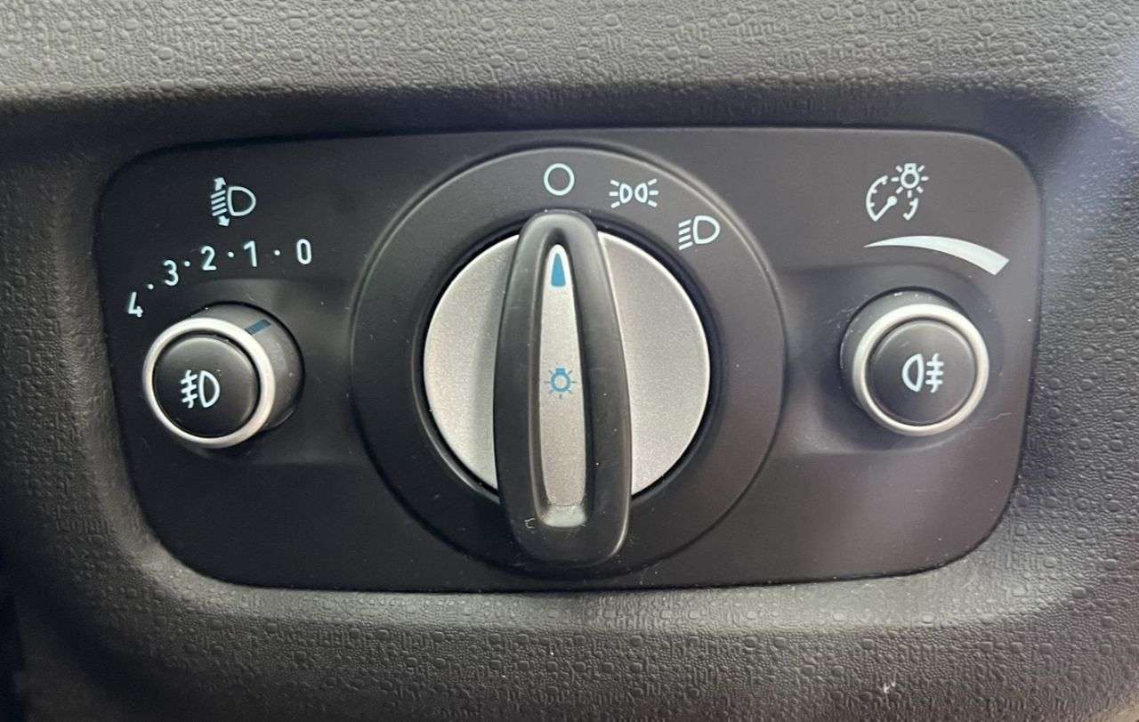 2013 FORD FIESTA 2013 FORD FIESTA