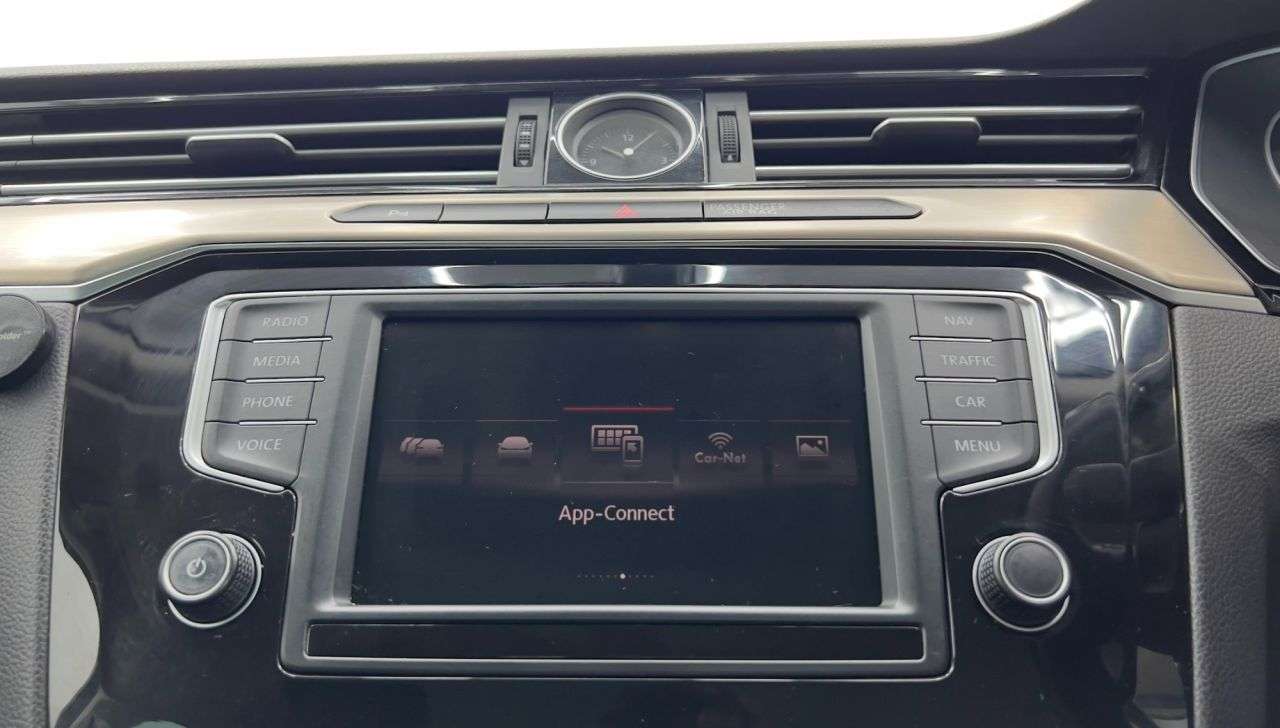 2015 VOLKSWAGEN PASSAT 2015 VOLKSWAGEN PASSAT