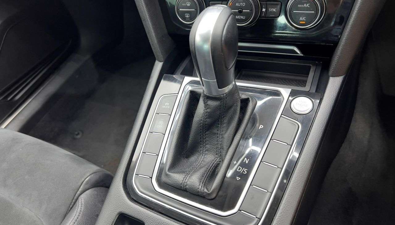 2015 VOLKSWAGEN PASSAT 2015 VOLKSWAGEN PASSAT