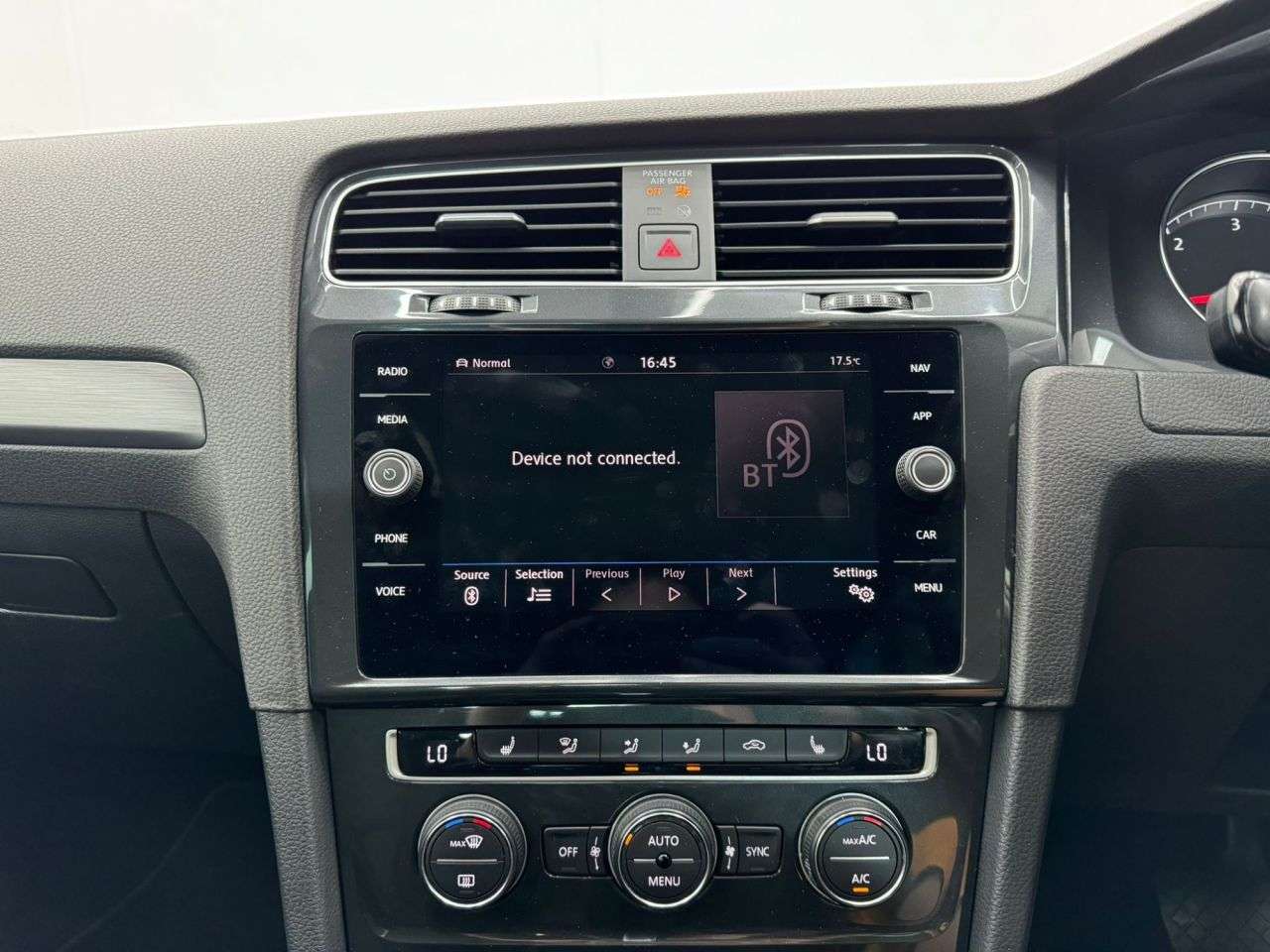 2020 VOLKSWAGEN GOLF 2020 VOLKSWAGEN GOLF