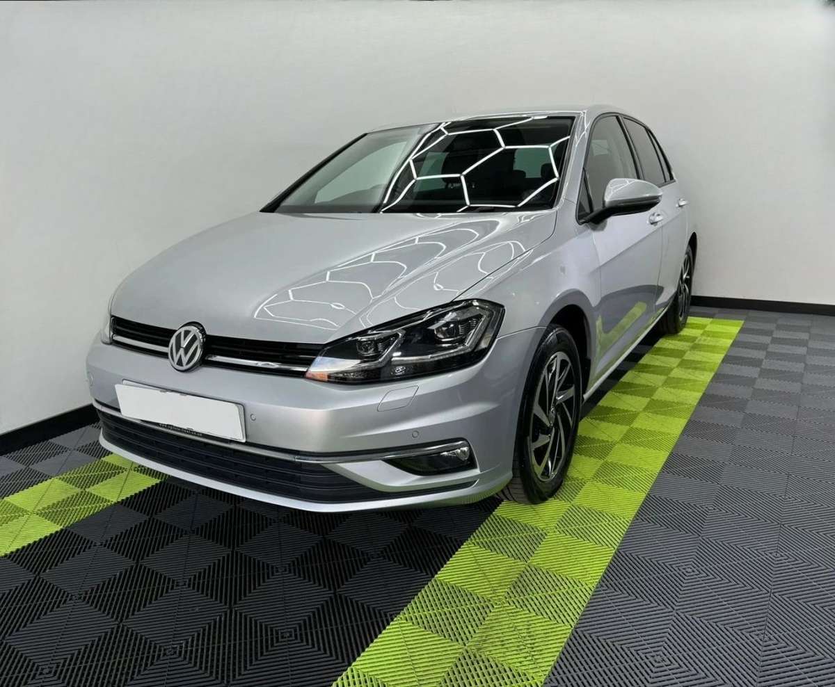 Check out this Volkswagen Golf 2020 Diesel Automatic
