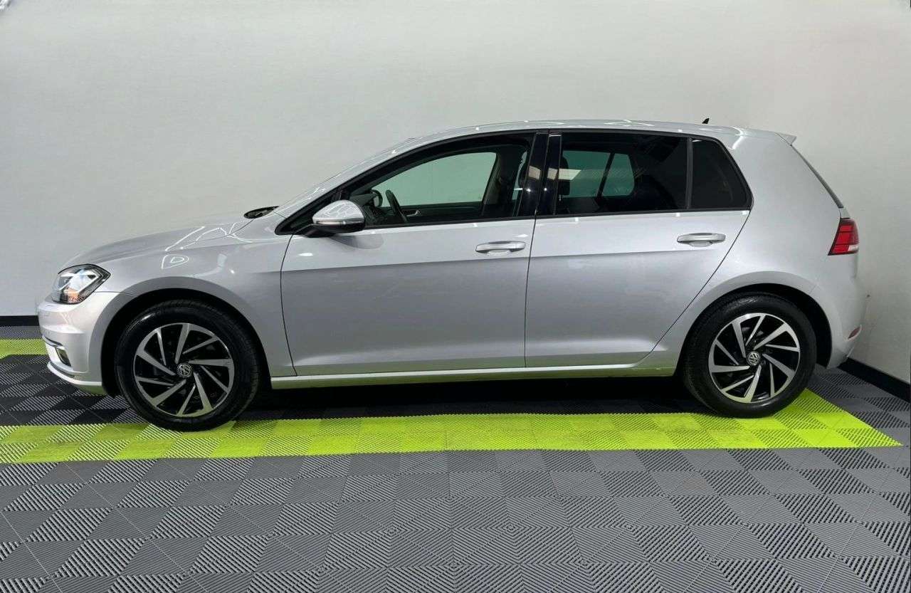 2020 VOLKSWAGEN GOLF 2020 VOLKSWAGEN GOLF