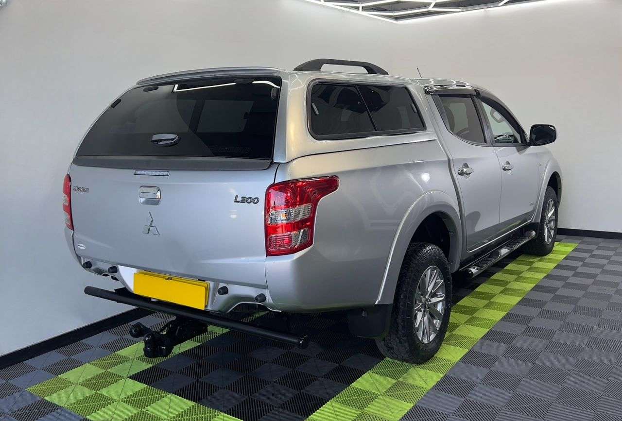 2015 MITSUBISHI L200 2015 MITSUBISHI L200