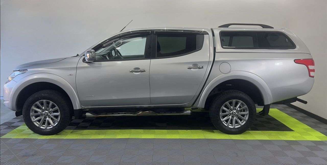 2015 MITSUBISHI L200 2015 MITSUBISHI L200