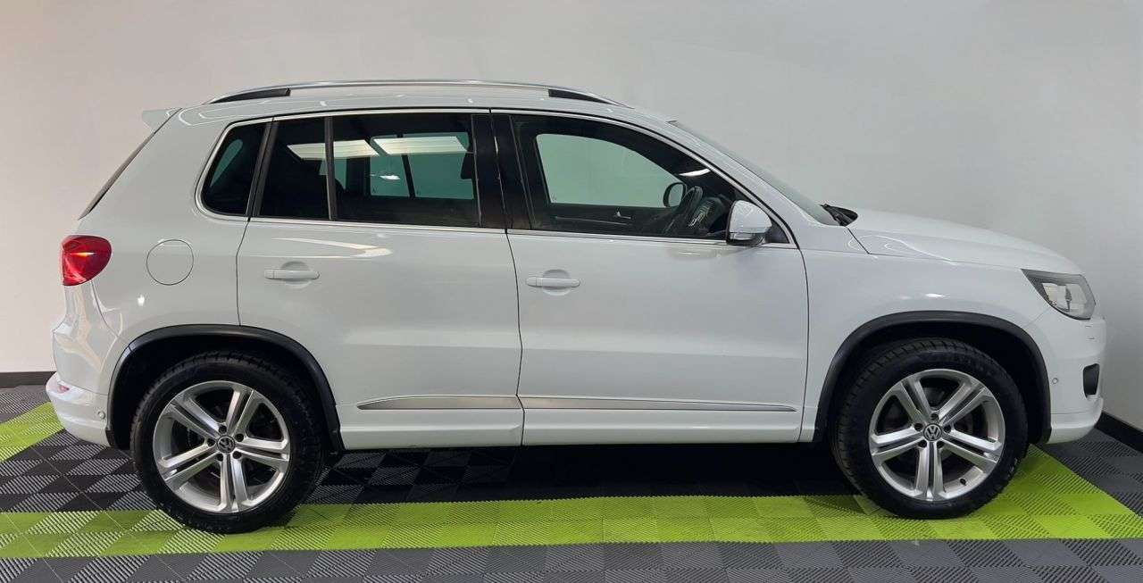 2015 VOLKSWAGEN TIGUAN 2015 VOLKSWAGEN TIGUAN