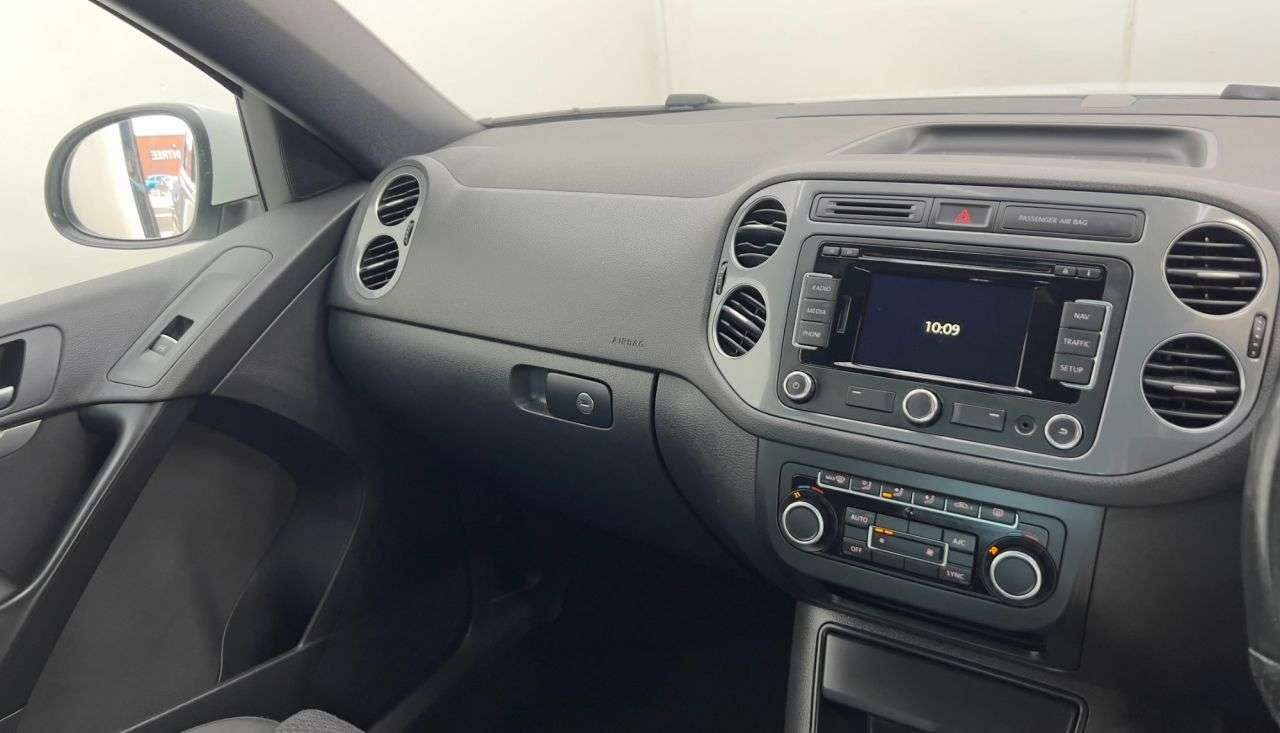 2015 VOLKSWAGEN TIGUAN 2015 VOLKSWAGEN TIGUAN