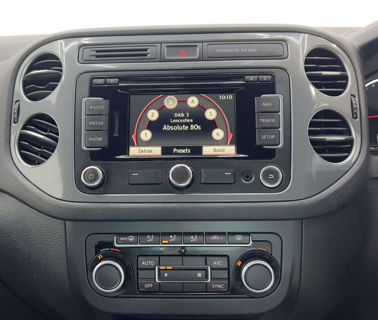 2015 VOLKSWAGEN TIGUAN 2015 VOLKSWAGEN TIGUAN