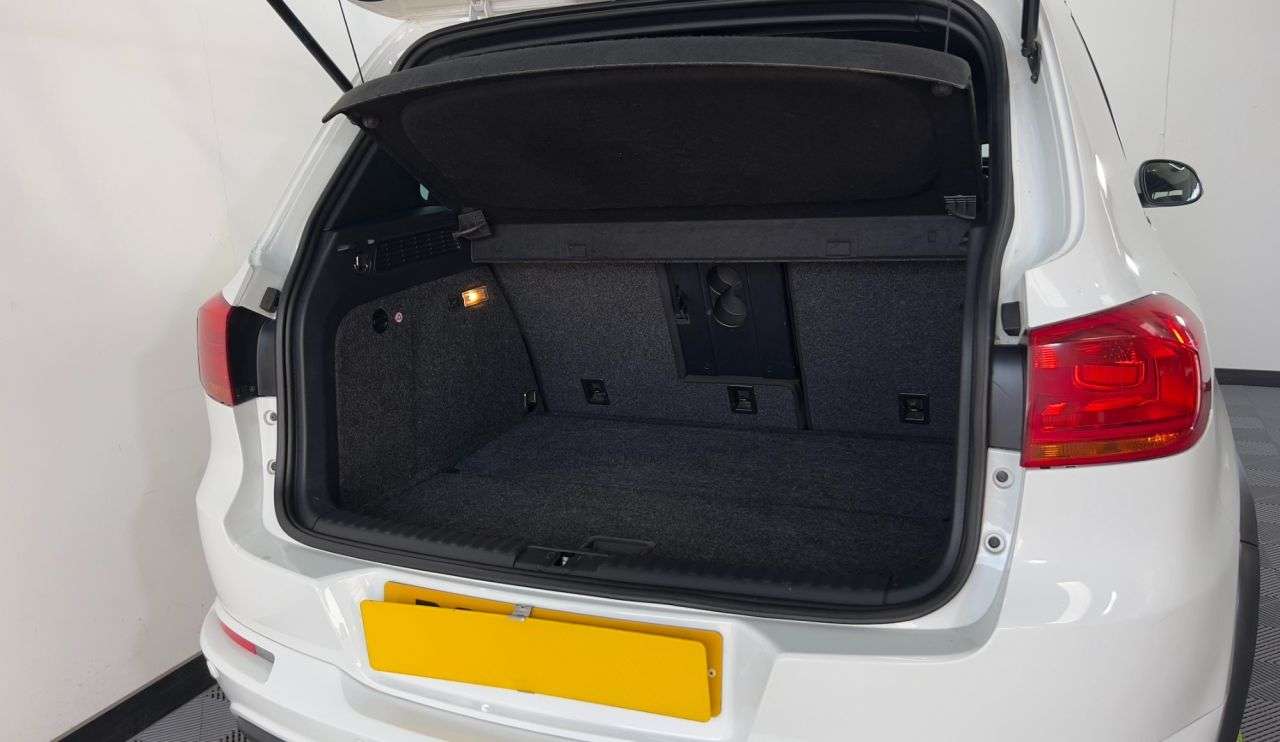 2015 VOLKSWAGEN TIGUAN 2015 VOLKSWAGEN TIGUAN