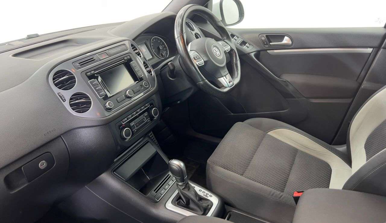 2015 VOLKSWAGEN TIGUAN 2015 VOLKSWAGEN TIGUAN