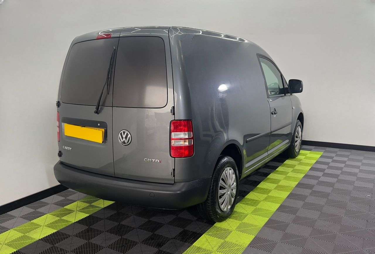 A 2017 VOLKSWAGEN CADDY 1.6 C20 TDI STARTLINE 101 BHP A 2017 VOLKSWAGEN CADDY 1.6 C20 TDI STARTLINE 101 BHP