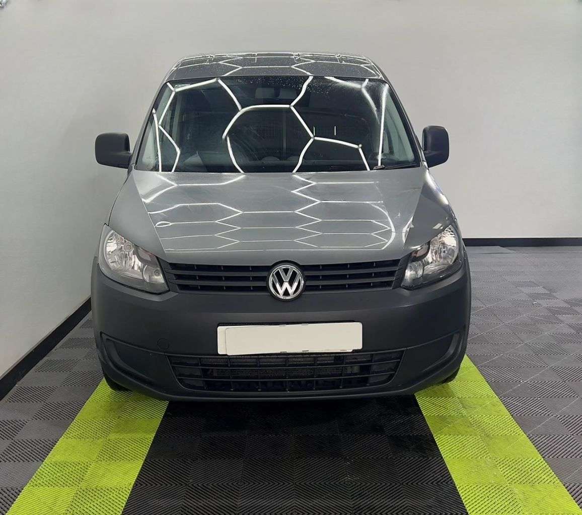 A 2017 VOLKSWAGEN CADDY 1.6 C20 TDI STARTLINE 101 BHP A 2017 VOLKSWAGEN CADDY 1.6 C20 TDI STARTLINE 101 BHP