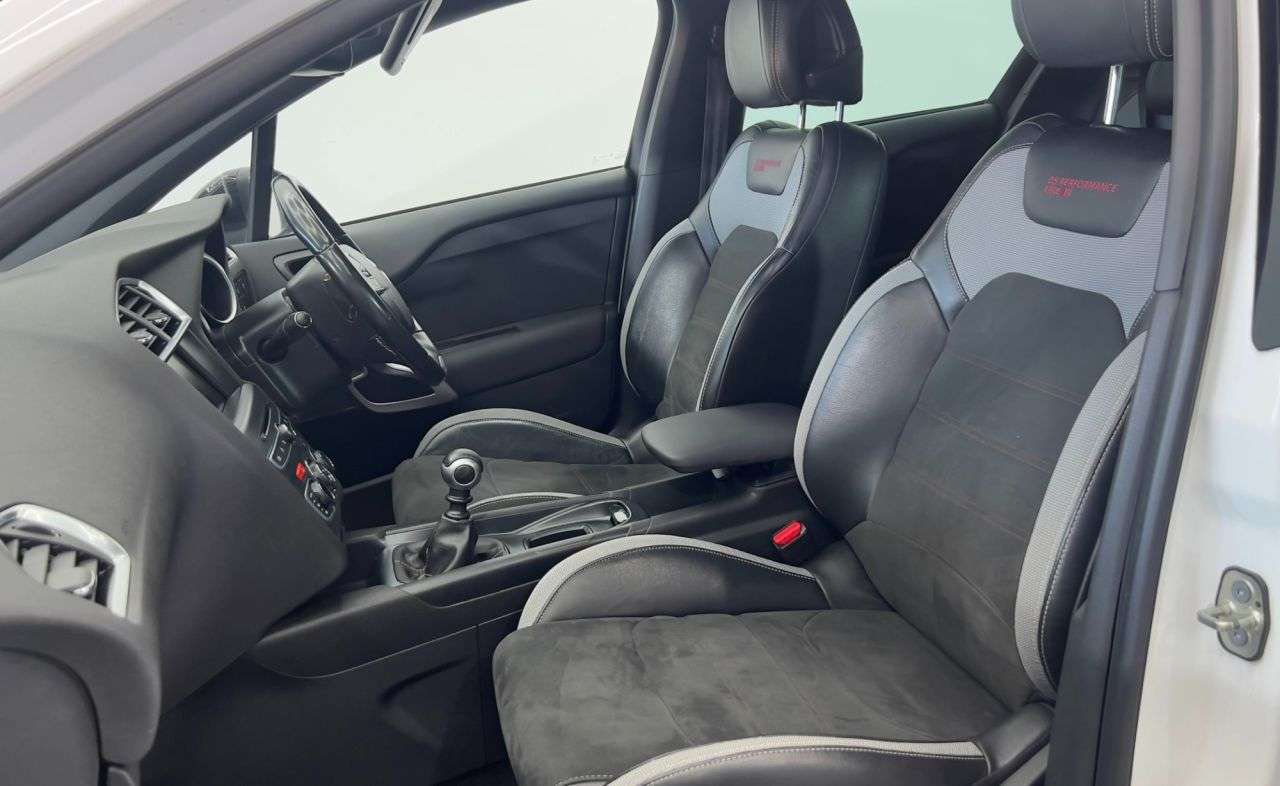 null DS DS 4 null DS DS 4