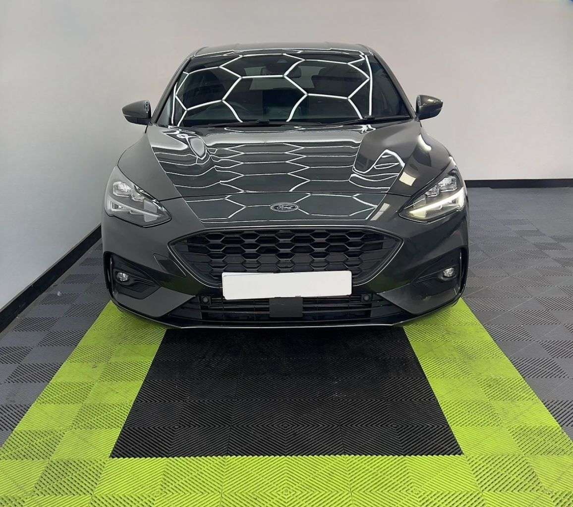 A 2021 FORD FOCUS 1.0 ST-LINE X EDITION MHEV 5d 124 BHP A 2021 FORD FOCUS 1.0 ST-LINE X EDITION MHEV 5d 124 BHP