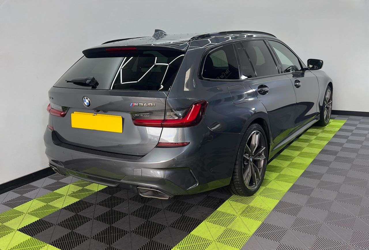 A 2022 BMW M3 3.0 M340I XDRIVE MHEV 5d 369 BHP A 2022 BMW M3 3.0 M340I XDRIVE MHEV 5d 369 BHP