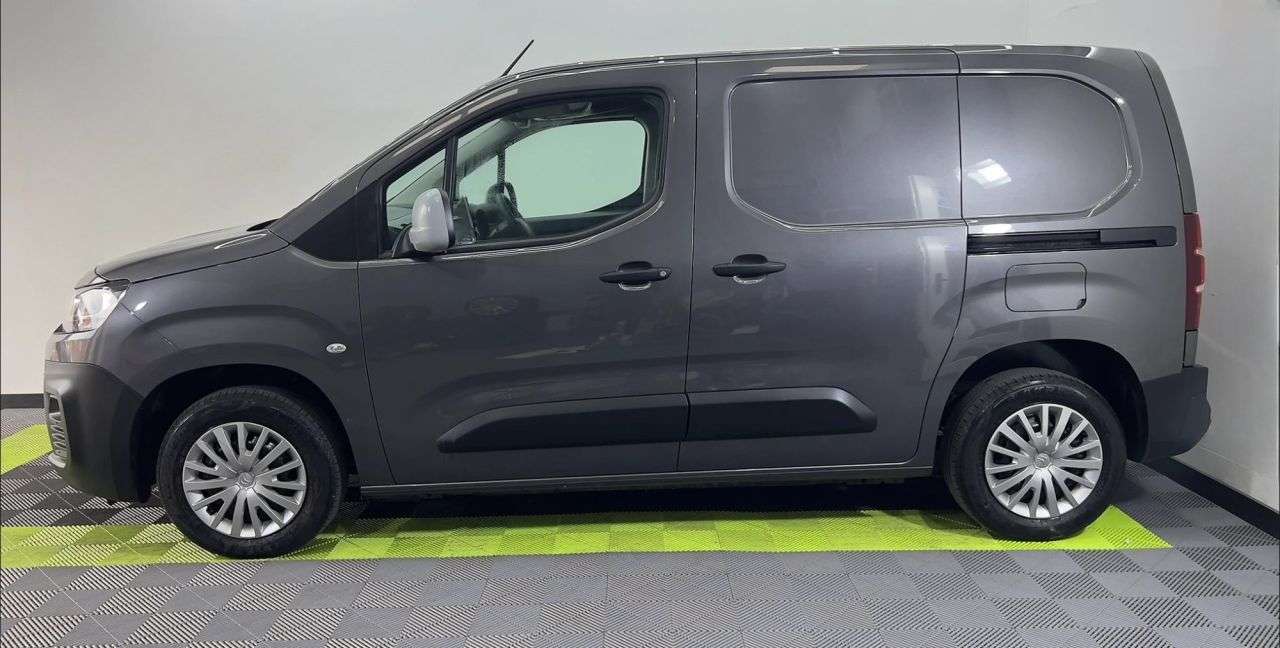 A 2019 CITROEN BERLINGO 1.6 650 ENTERPRISE M BLUEHDI 74 BHP A 2019 CITROEN BERLINGO 1.6 650 ENTERPRISE M BLUEHDI 74 BHP