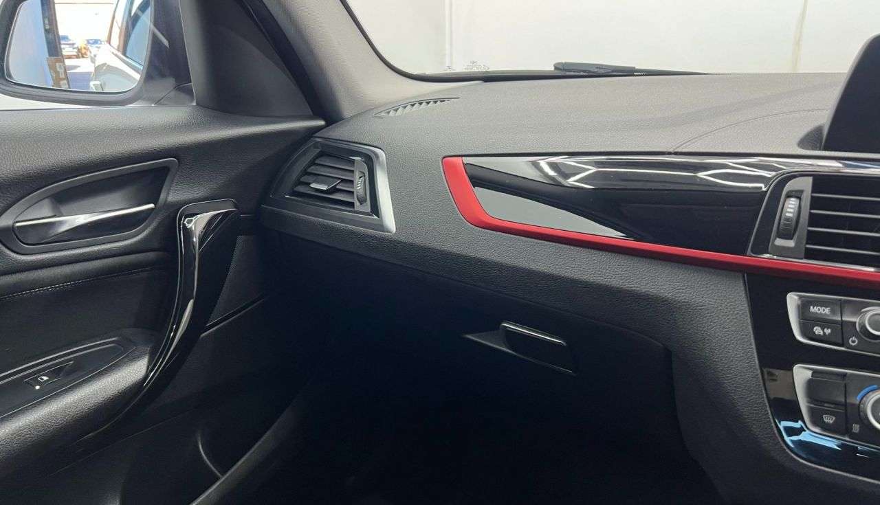 2017 BMW 1 SERIES 2017 BMW 1 SERIES