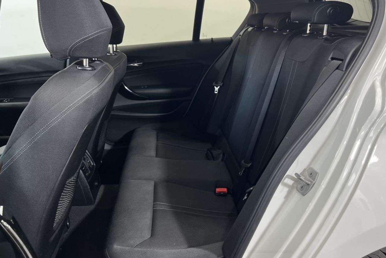 2017 BMW 1 SERIES 2017 BMW 1 SERIES