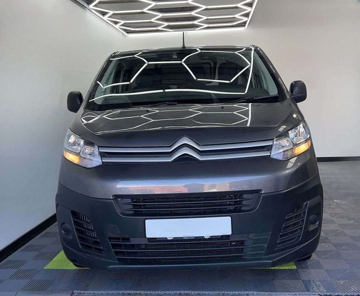 A 2022 CITROEN DISPATCH 2.0 M 1400 ENTERPRISE PRO BLUEHDI S/S 142 BHP A 2022 CITROEN DISPATCH 2.0 M 1400 ENTERPRISE PRO BLUEHDI S/S 142 BHP